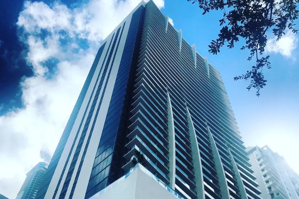 1010 Brickell — view 8